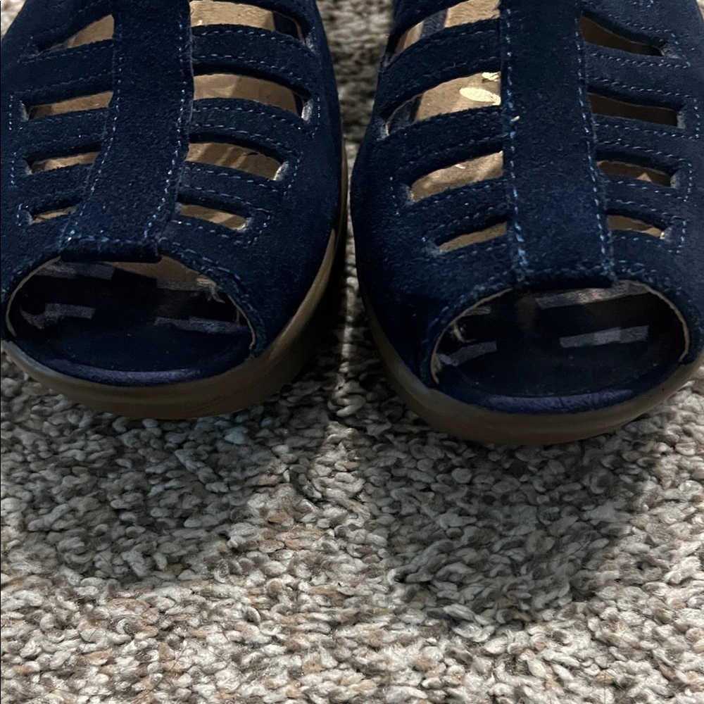 EUC Skechers Navy Blue Cutout Wedge Slingback Sandals W/Box - Picture 6 of 11